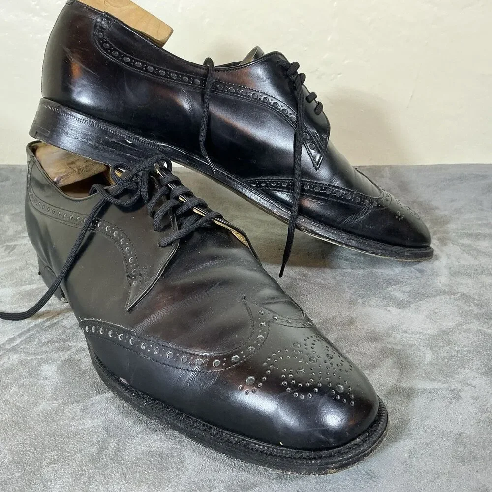 Church’s Of England Medallion Men’s Black Leather Dress Shoes 9 C Vintage Oxford